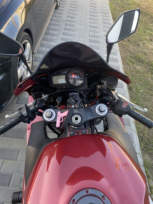 Продам мот Хонда 954