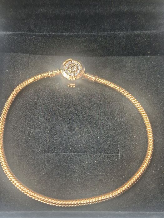 Pulseira pandora dourada simples