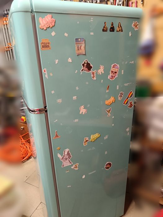 Lodówka seledynowa retro Amica