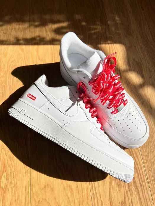 Nike_Air_Force_1_Low_Supreme_White R.44