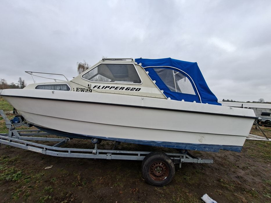 Łódka łódź kabinowa flipper 620 Kabina zamykana