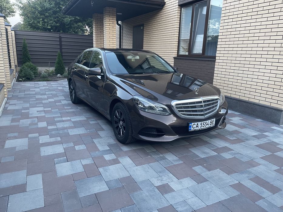 Мерседес -Бенц Е250д