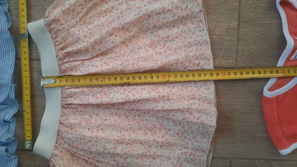 Paka ubrań dla dziewczynki na lato rozm.104.
