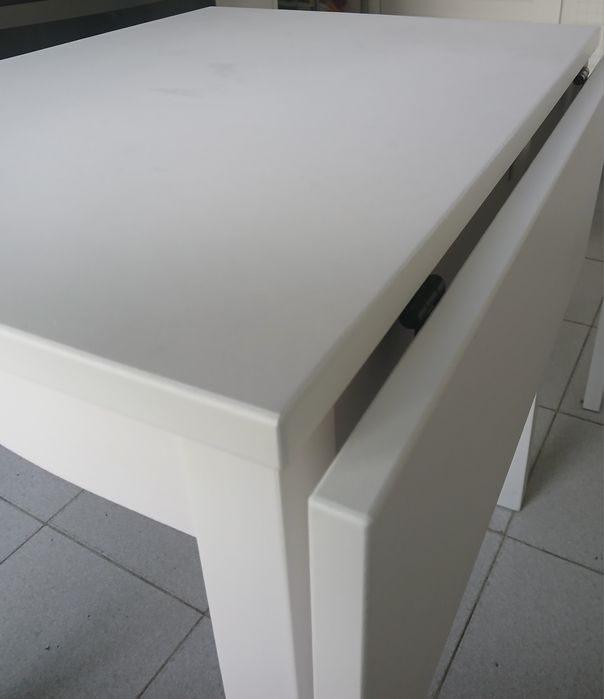 Mesa branca do ikea