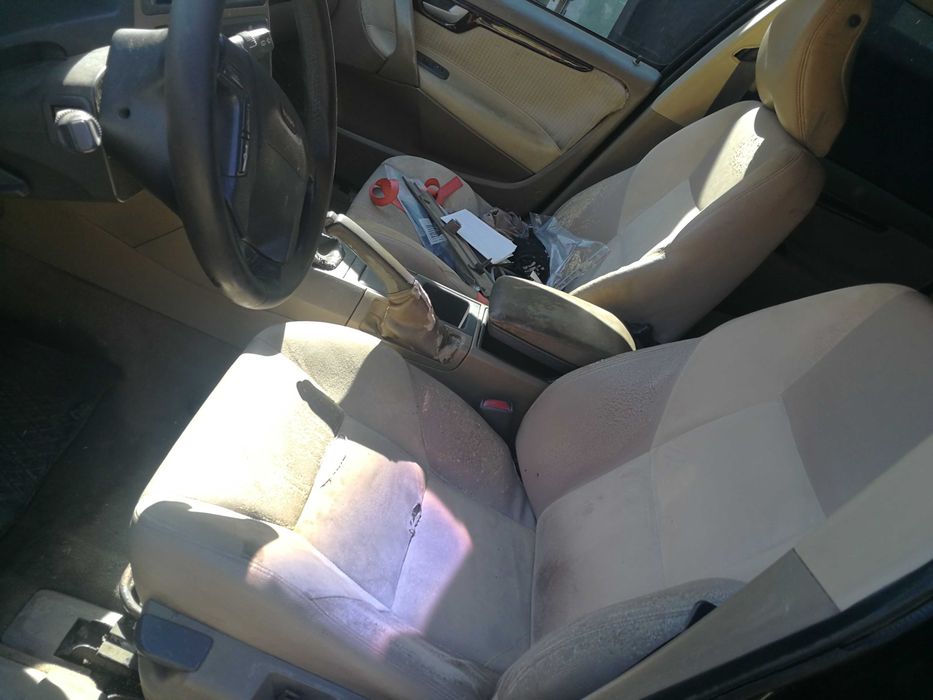 Volvo v70  silnik 2.5