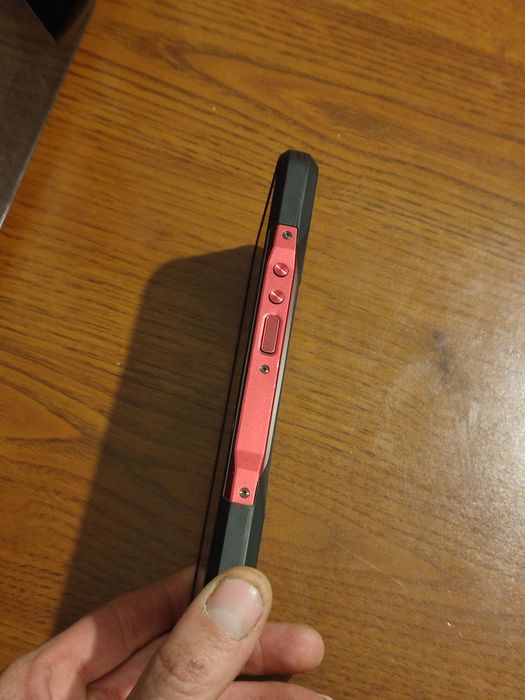 Продам телефон doogee v20