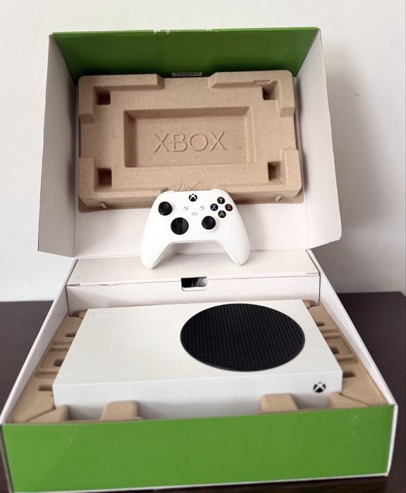 Ігрова консоль Xbox series s 512 gb