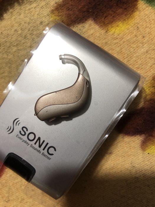 Слуховой аппарат 2шт. В робочем отличном состоянии, практически новый