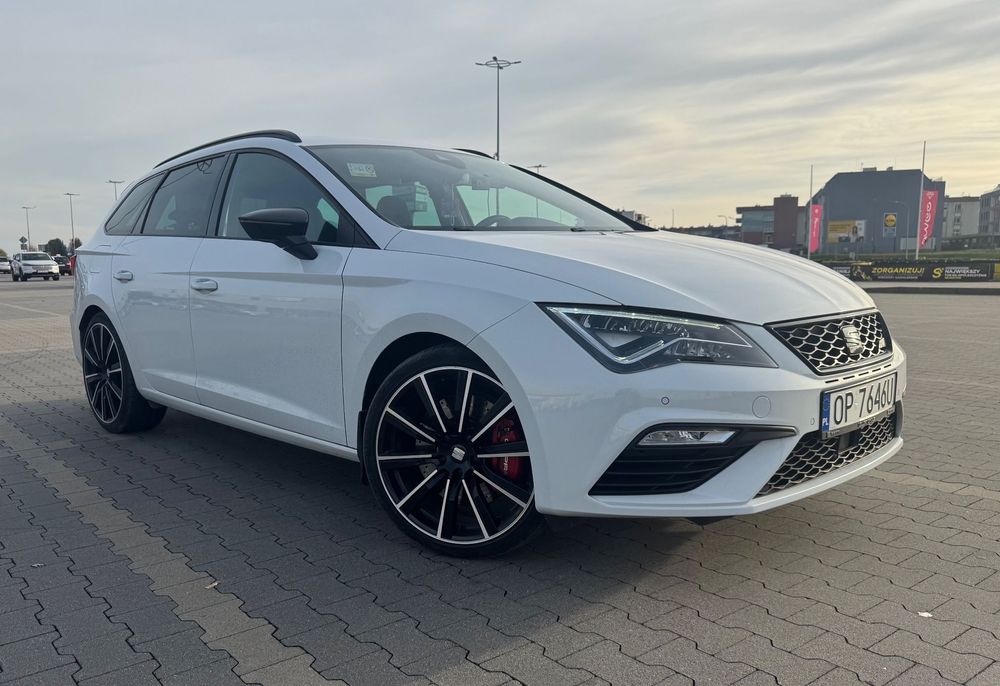 Seat Leon Sportstourer Seat Leon Cupra ST 4x4 300