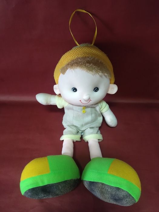 43 cm Doll, Like New64750876093825120