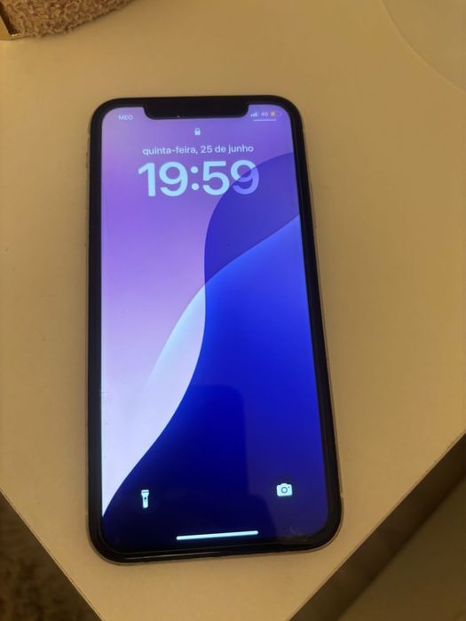 Iphone 11 - 64Gb Branco