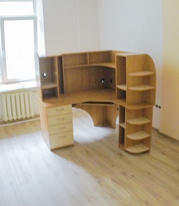 Многофункциональный компьютерный письменный стол