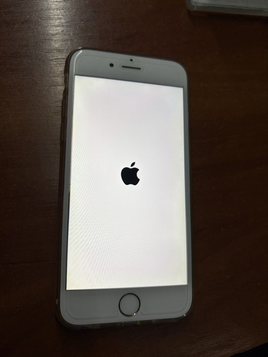 Iphone 6s (робочий, гарний стан)