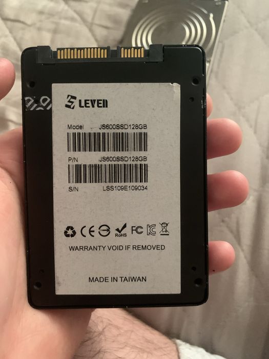 Hdd 600 gb 128 gb ssd