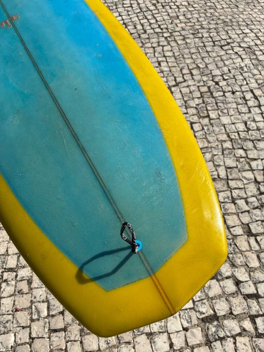 Longboard 9'2 shaped by Guru Surfboards