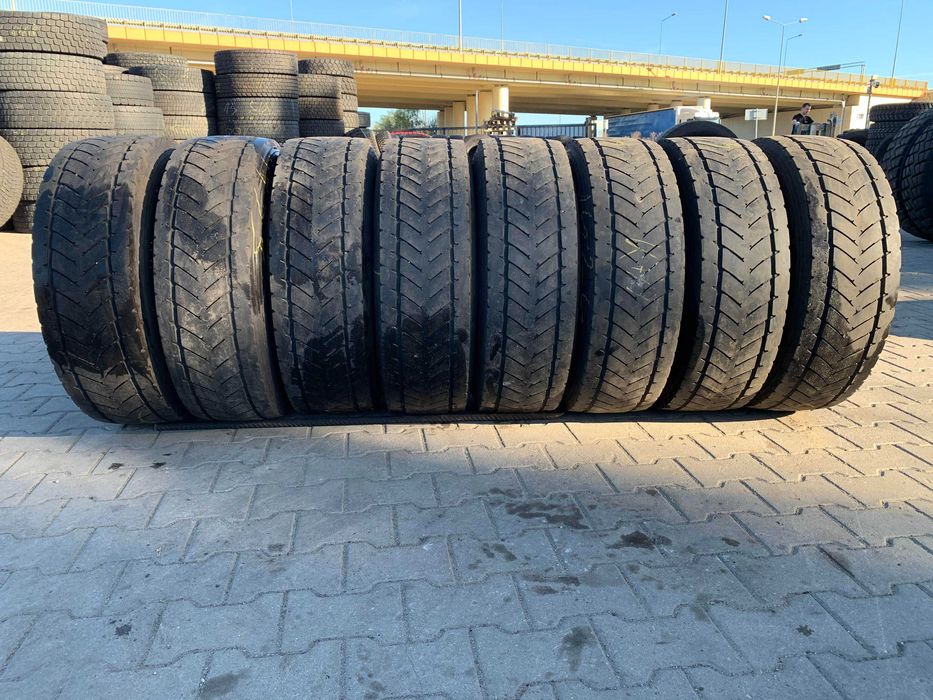 245/70R17.5 OPONA Goodyear KMAX D 4-6mm K MAX D Napęd
