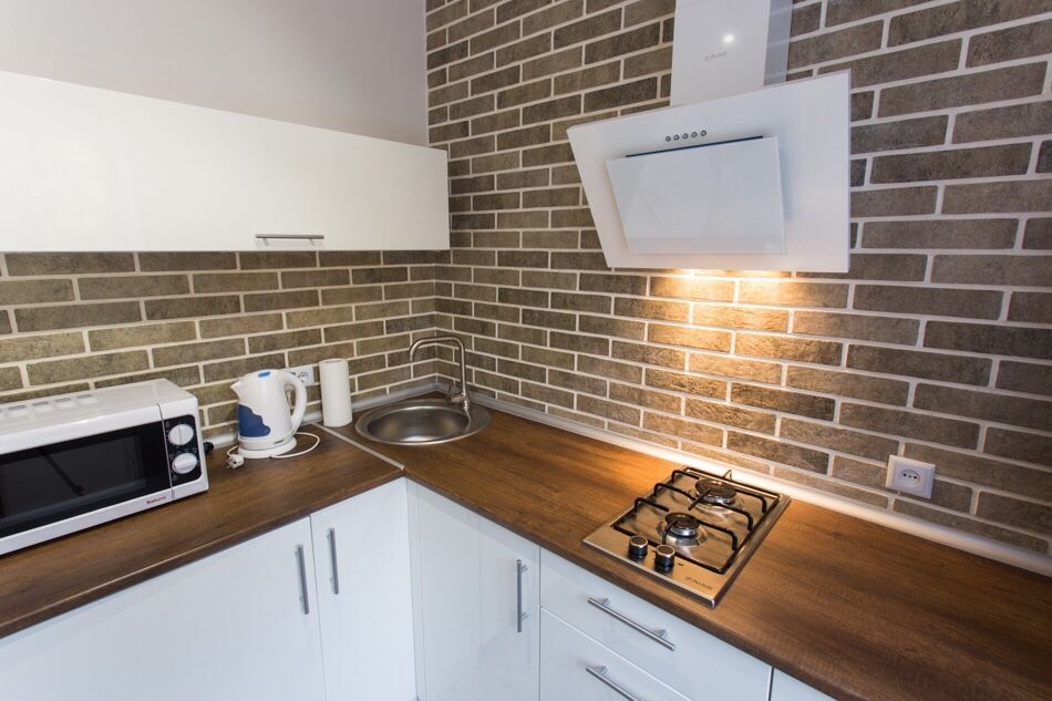 Посуточно / почасово возле Саржиного Яра 2-к квартиру ул.Есенина 12