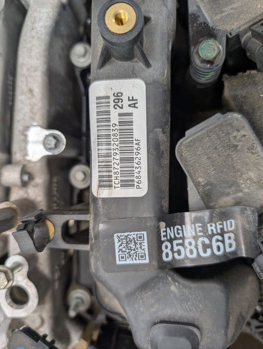 Silnik p68436296af skrzynia maska błotnik kolor Pau compass 2.0t 2024r