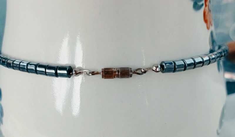 Naszyjnik czarny kamień serce