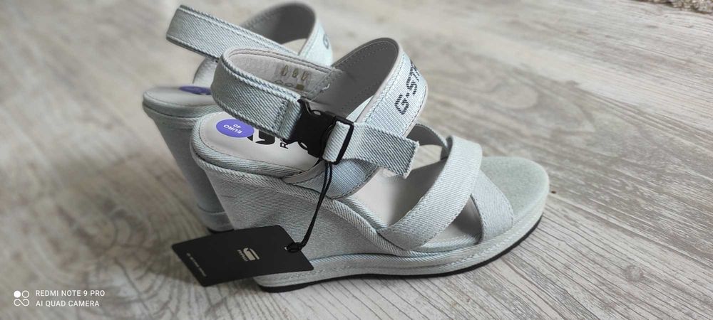 G-STAR RAW Nowe Sandały na koturnie Metki 40