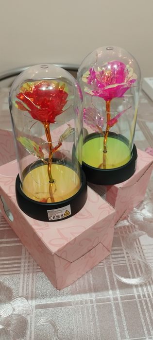 Продам Троянду(розу) в колбі з підсвіткою