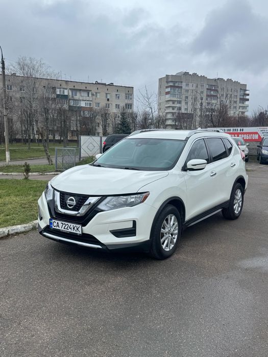 Оснащення: камера заднього виду, клімат-контроль, мультимедія, мультикермо, круїз-контроль, повний електропакет, електрорегулювання дзеркал, система утримання смуги, датчики світла, кнопка старт/стоп, легкосплавні диски (титани), безключовий доступ, електропривід кришки багажника, 

 Ціна: 15,900 $
Можливі торг, обмін, кредит, лізинг!

м. Кам’янка
Доставка авто в радіусі 80 
 
(07*********00