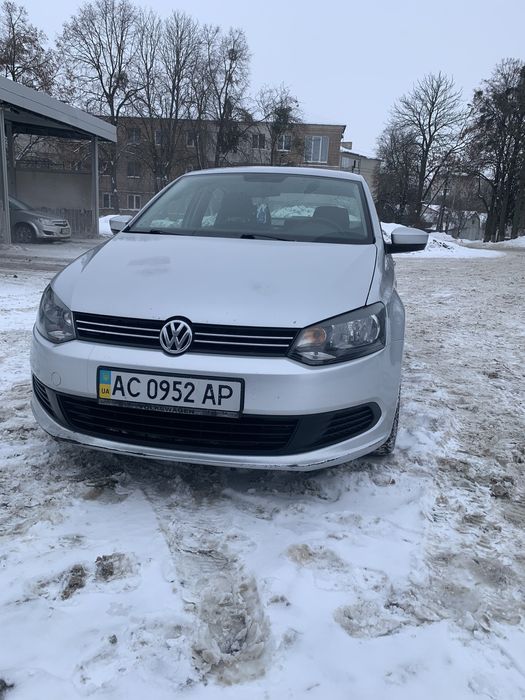 Volkswagen Polo 2012 1,6 бенз.