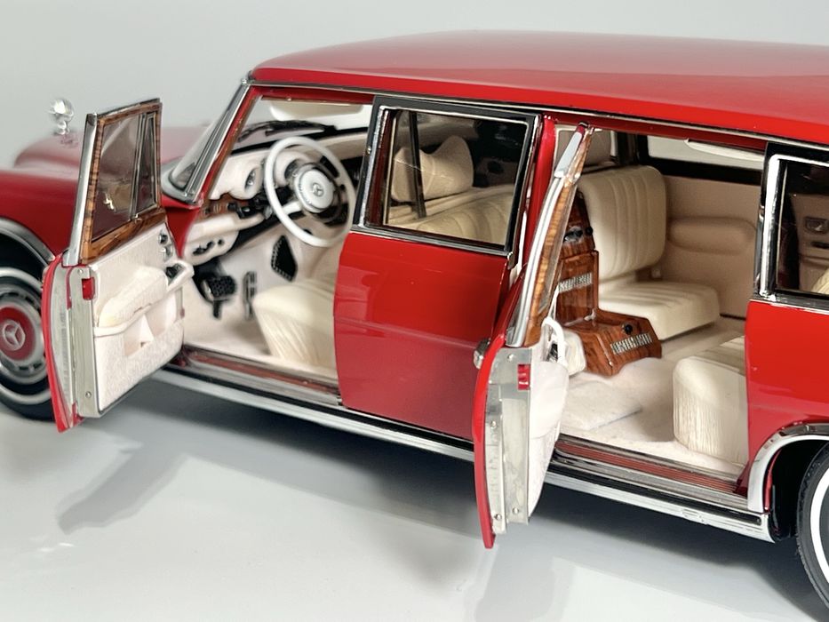 Mercedes Pullman W100 CMC 1/18