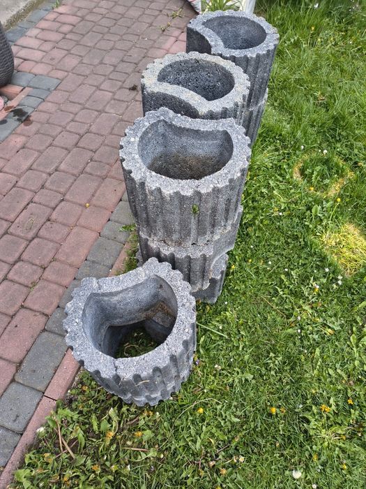 Gazony.Donice ogrodowe betonowe.11szt.