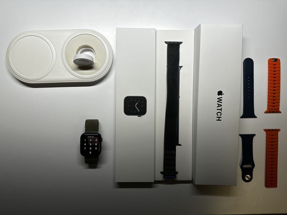 Apple Watch SE GPS, Celluar, 44mm
