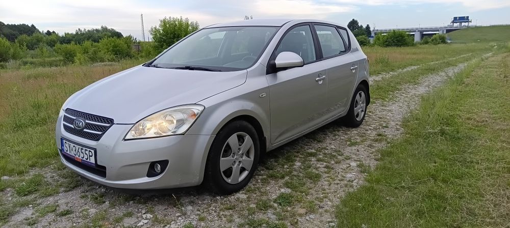 2009 KIA CEE'D 2.0 CRDI 140KM salon polska klimatyzacja 6 biegów