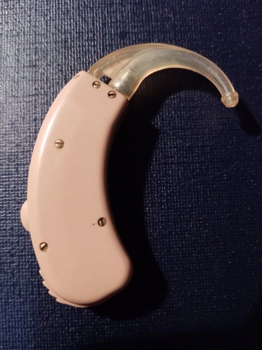 Слуховой аппарат Tondi;.. и 4-х канальный..