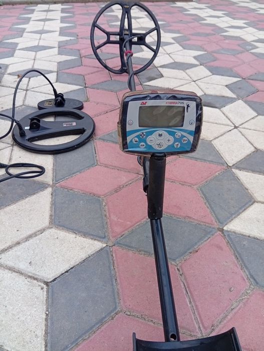 Minelab X terra 705