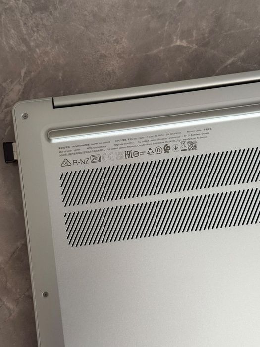 Леново. Lenovo IdeaPad Slim 5 16IAH8. ноутбук