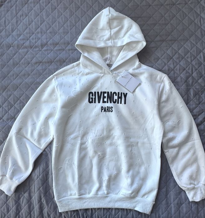 Кофта Givenchy paris