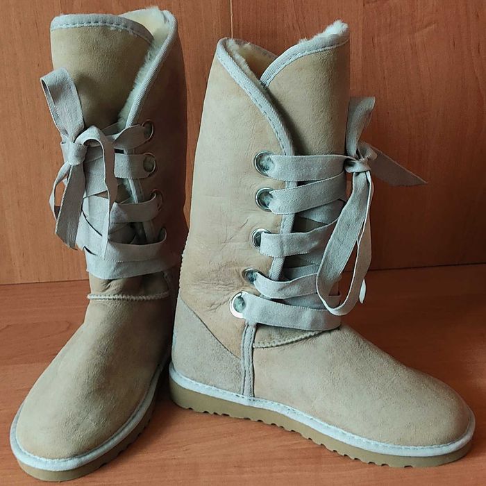 Угги UGG c лентами