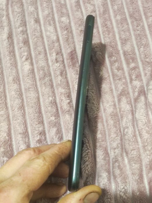 Продам телефон redmi 9a