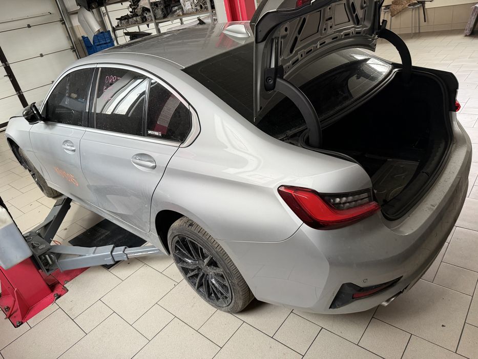 BMW 330і G20 розбір на запчастини розборка по запчастинах