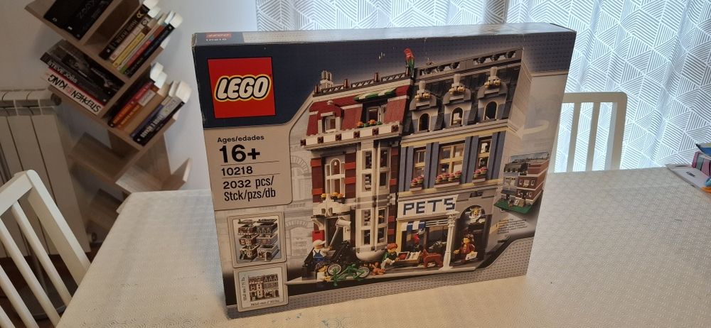 Legos creator expert