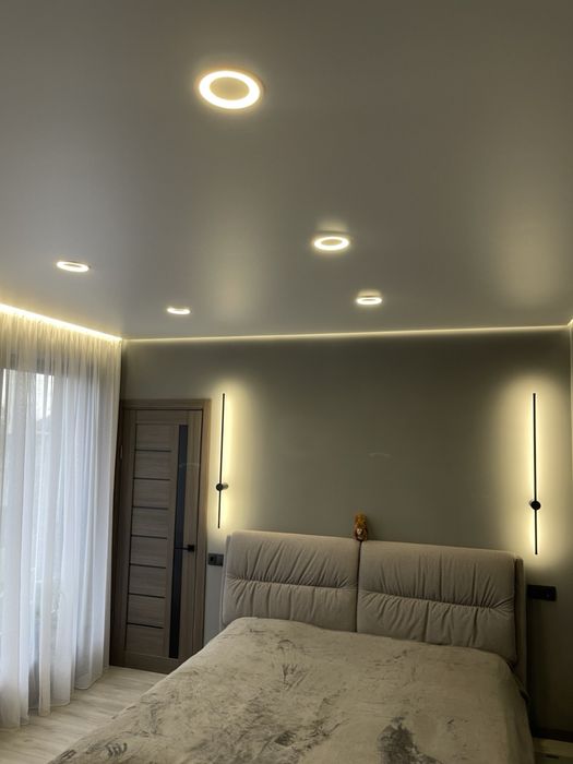 Натяжні стелі . Натяжние потолки