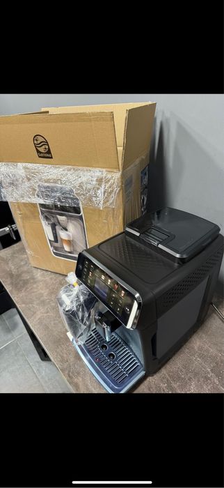 Кавомашина Philips 5500