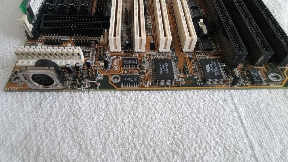 [PC Vintage] Motherboard socket 7 - FIC  PT-2006