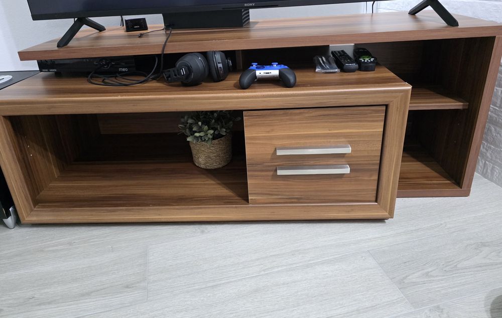 Mesa TV para televisão