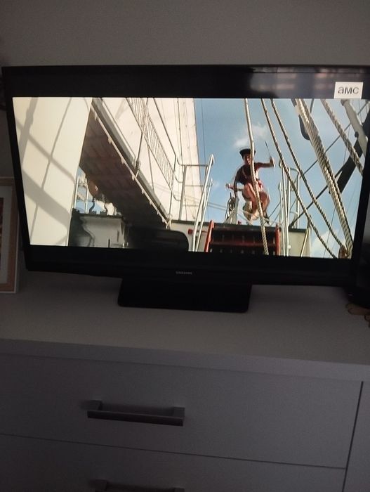 Telewizor Samsung 32" Model: UE32H4000AW
