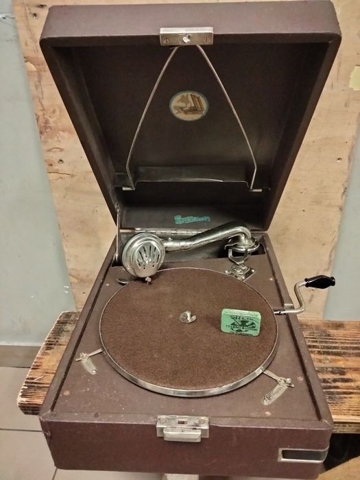 Патефон Дружба, робочий+голки+пластинки