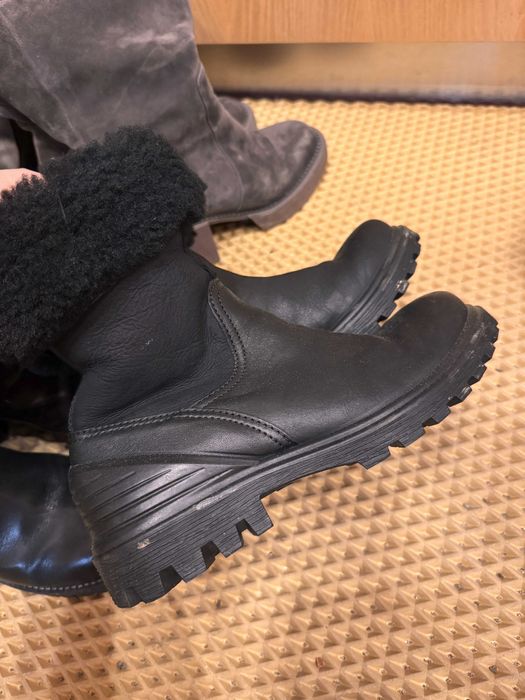 Майже нові зимові чоботи Ecco