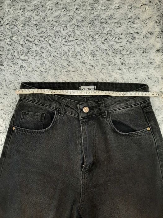 джинси мом чорні,прямі,щільні,висока талія.середня талія,черные джинсы