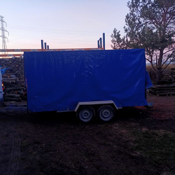 Przyczepa samochodowa do transportu z plandeką platforma 1880 DMC