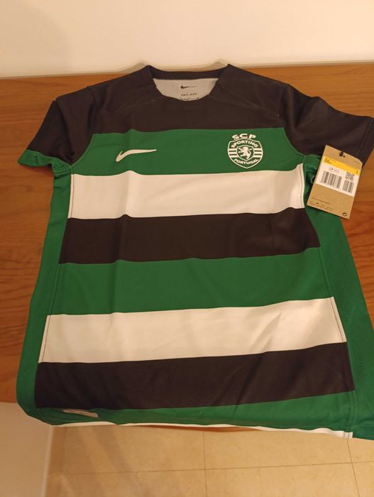 Camisolas e polos de varios clubes