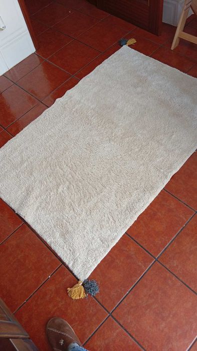 Tapetes lindos novos